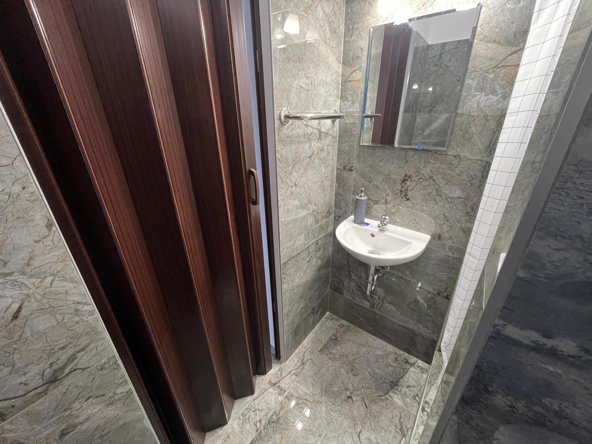 Lilla Motel Hegyeshalom Extérieur photo